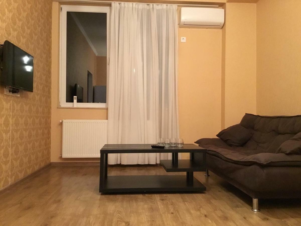 Welcome генацвале))) Тбилиси Екстериор снимка